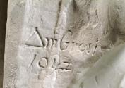 Gustinus Ambrosi, Miss Gerard, Detail: Bezeichnung, 1947, Gips, H: 57,5 cm, Belvedere, Wien, In ...